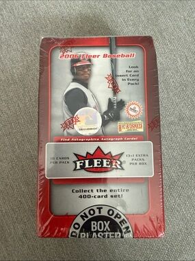 Fleer 2006 Baseball Trading Card Box - Red